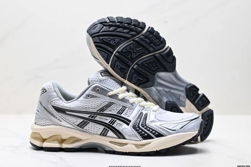 Stretchable Asics Shoes 2548