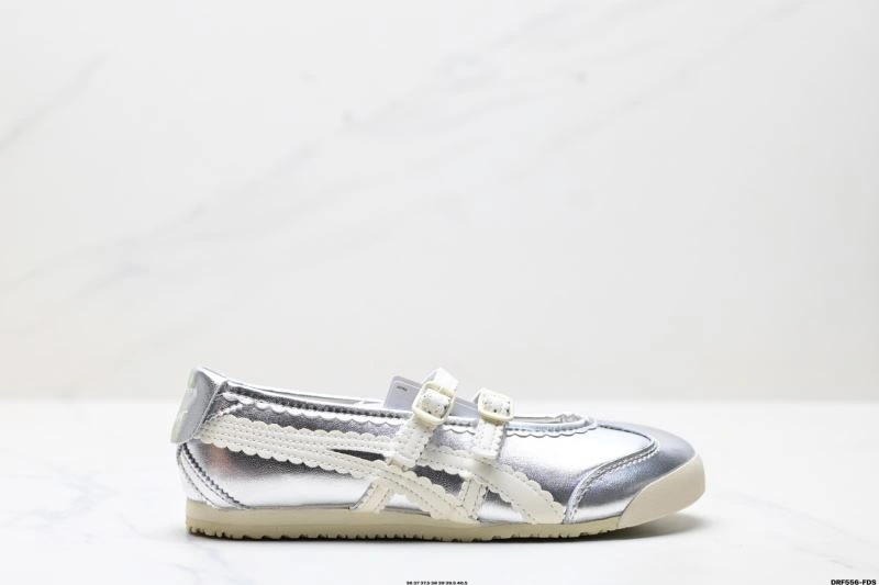 Trendsetting Asics Shoes 2544