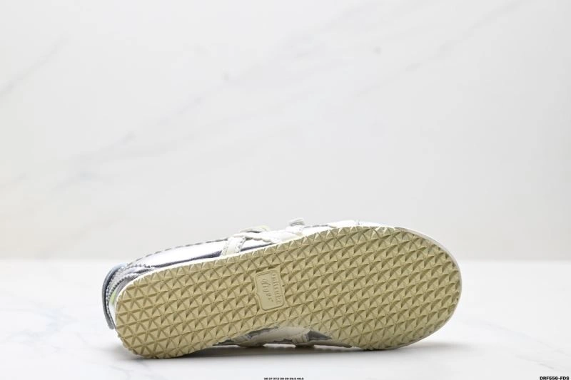 Trendsetting Asics Shoes 2544