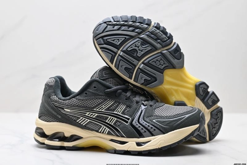WaterResistant Asics Shoes 2551