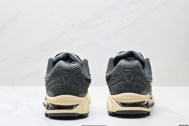 WaterResistant Asics Shoes 2551