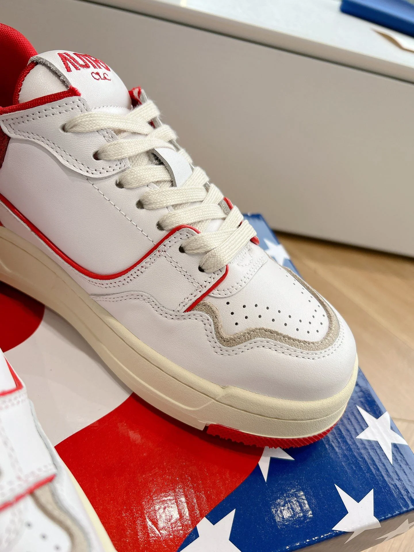 Breathable Autry Shoes 8381