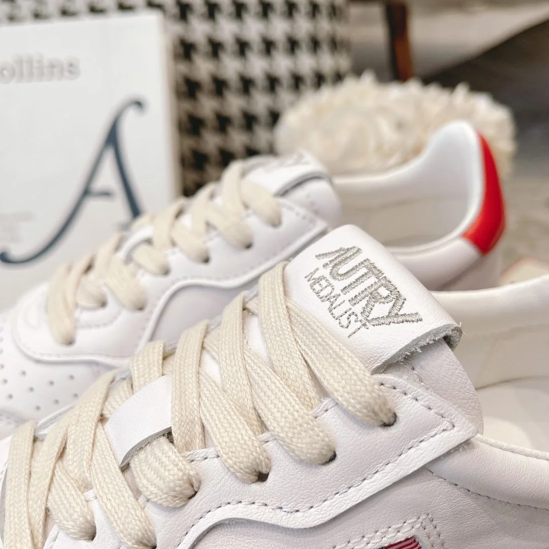 Trendsetting Autry Shoes 8411