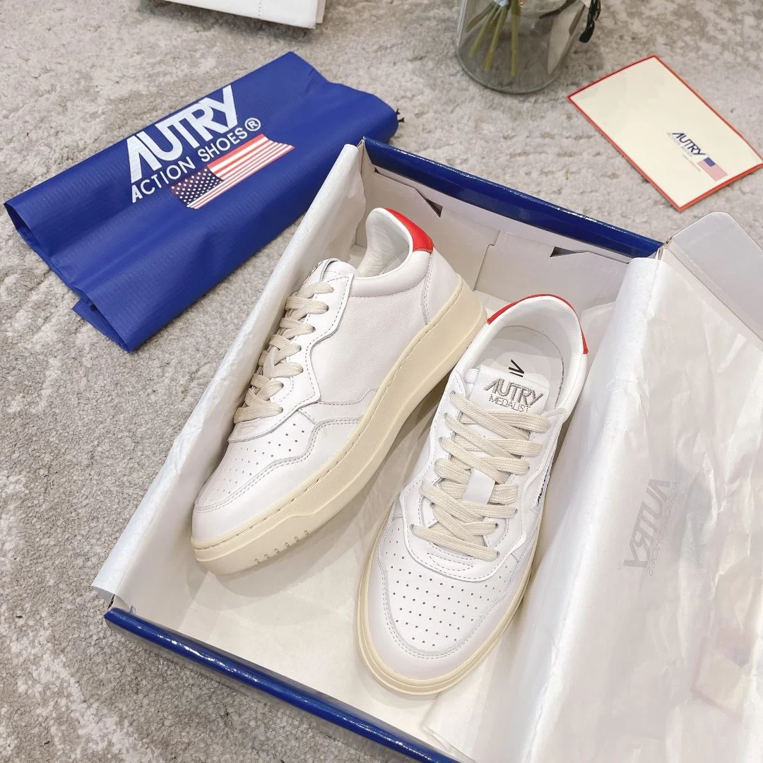 Trendsetting Autry Shoes 8411