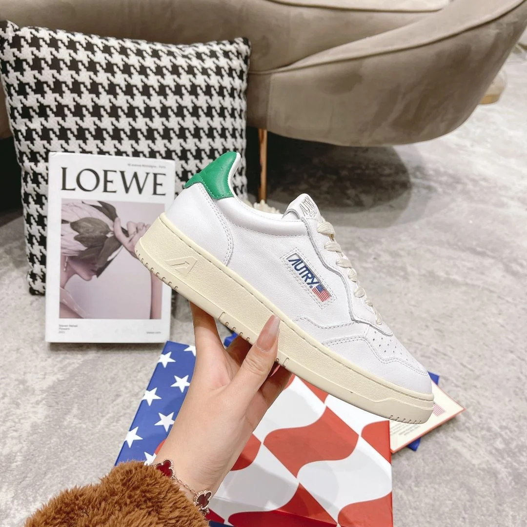 Autry Shoes Breathable 8385