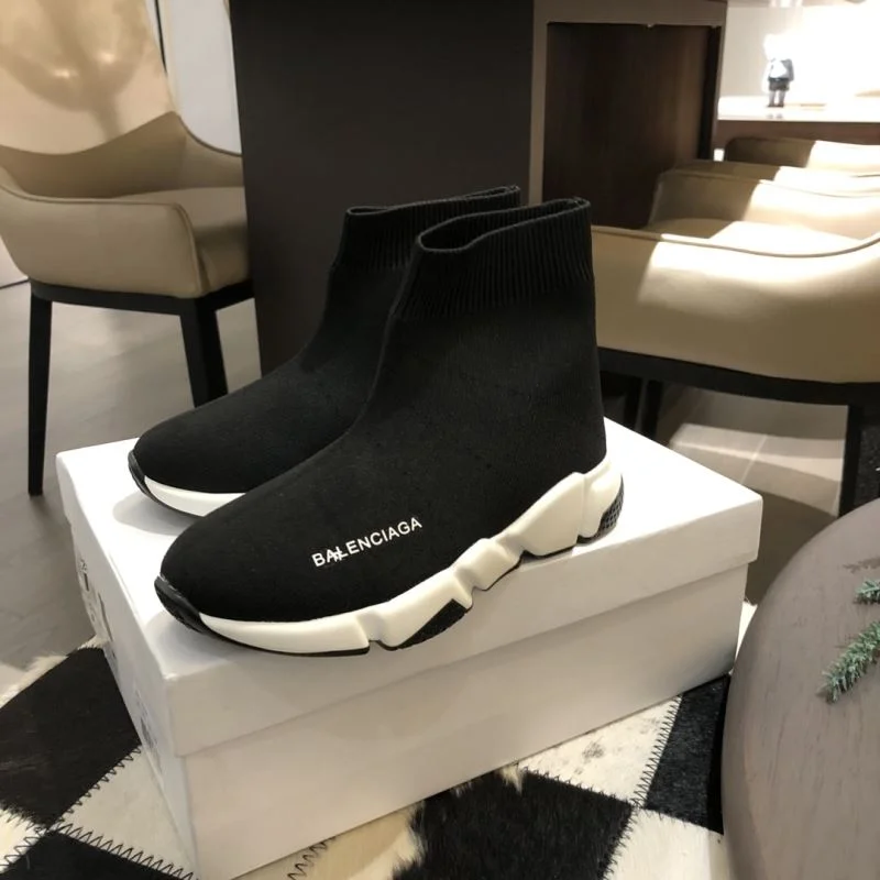BALENCIAGA SHOES UrbanChic 29971