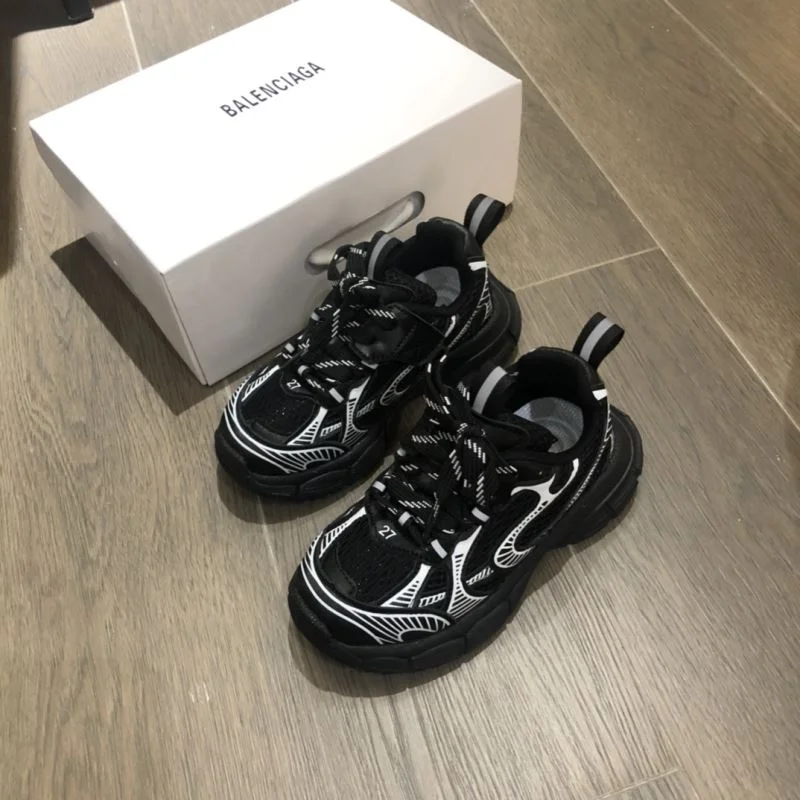 BALENCIAGA SHOES TechFriendly 30326