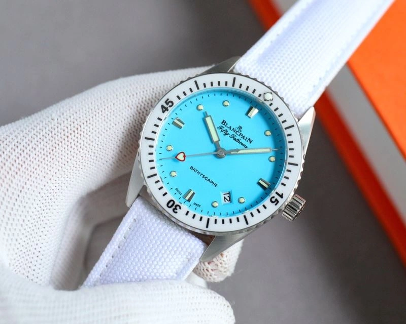 Minimalist BLANCPAIN Watches 177362