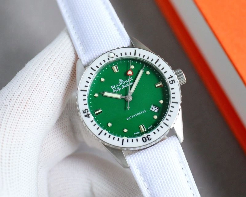 Minimalist BLANCPAIN Watches 177362