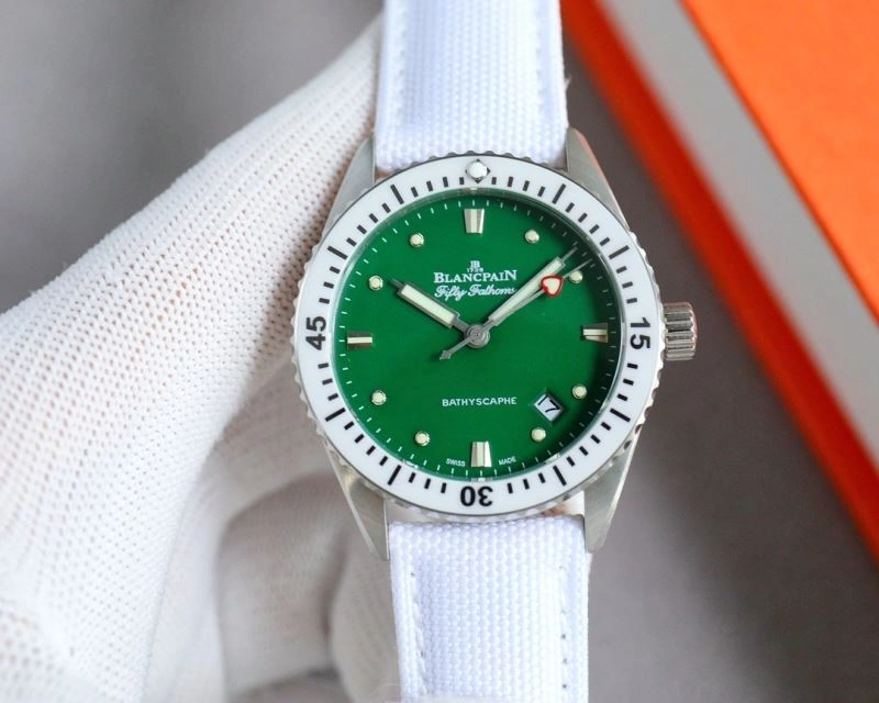 Minimalist BLANCPAIN Watches 177362