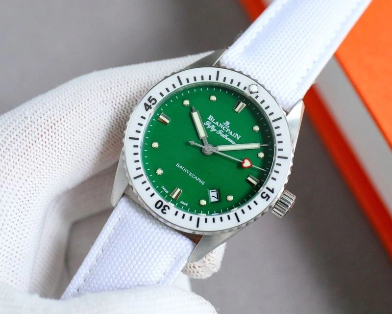 Minimalist BLANCPAIN Watches 177362