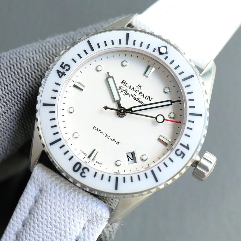 Minimalist BLANCPAIN Watches 177355