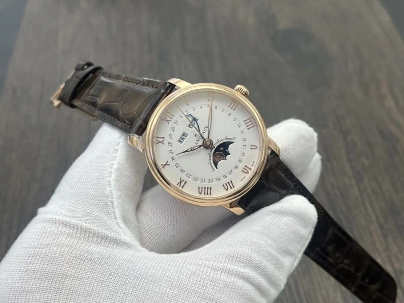 Sporty BLANCPAIN Watches 177157