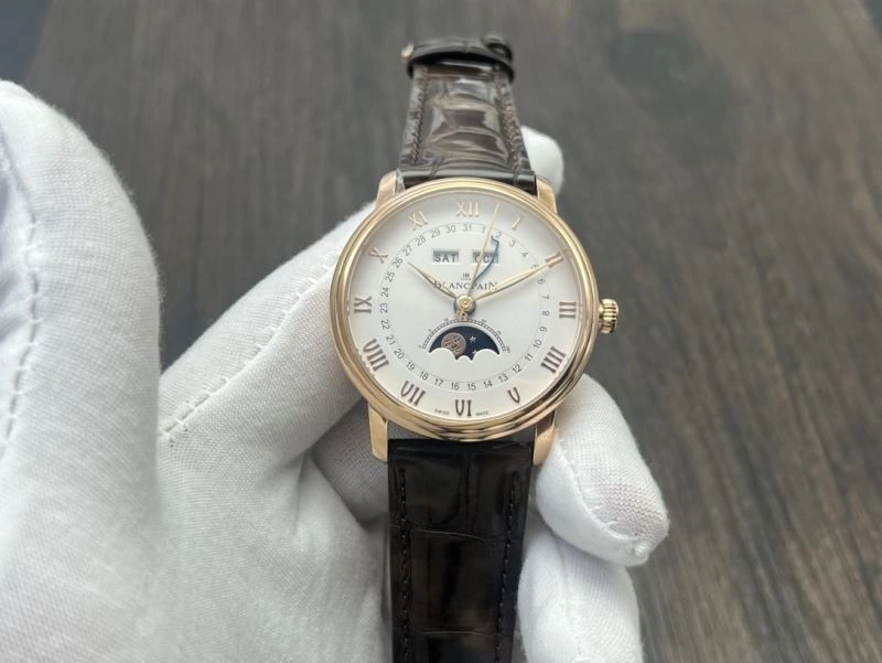 Sporty BLANCPAIN Watches 177157