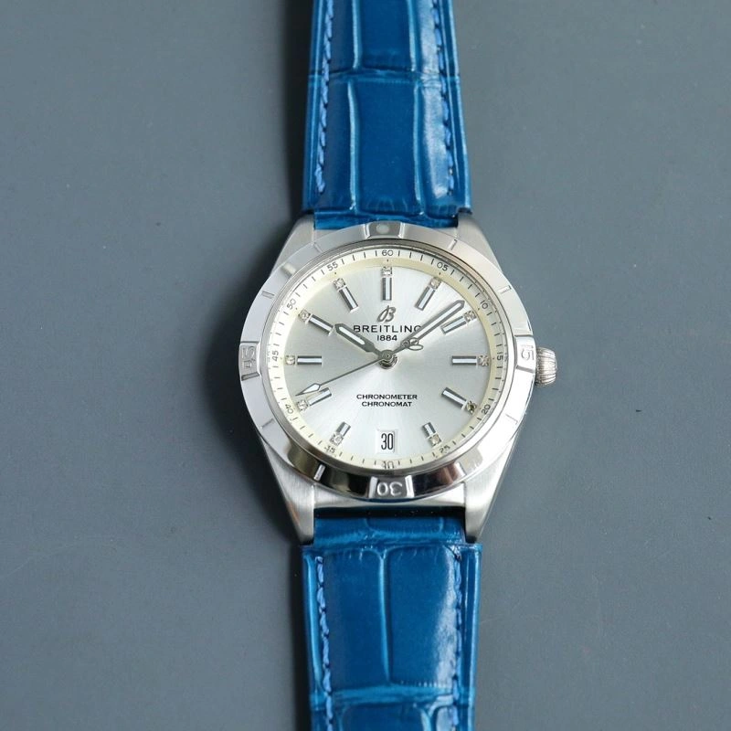 Sporty BREITLING Watches 178067