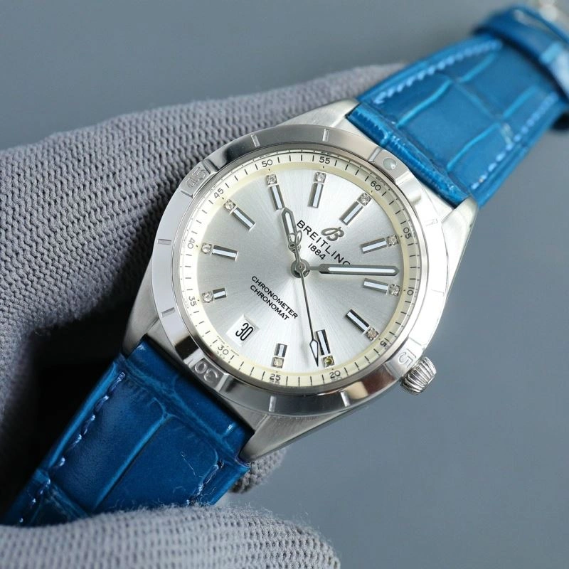 Sporty BREITLING Watches 178067