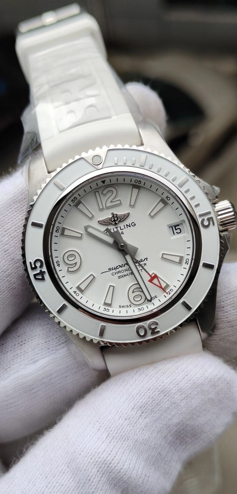 Vibrant BREITLING Watches 177977