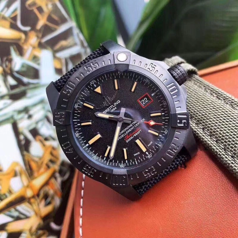 Sleek BREITLING Watches 177856