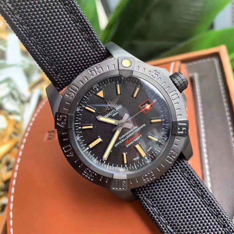 Sleek BREITLING Watches 177856