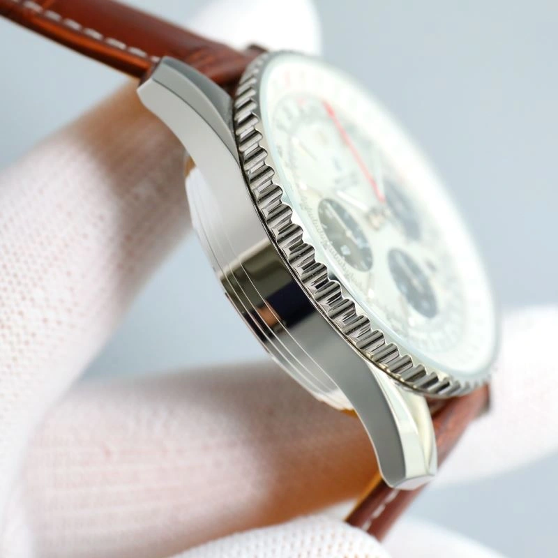 Sporty BREITLING Watches 177794