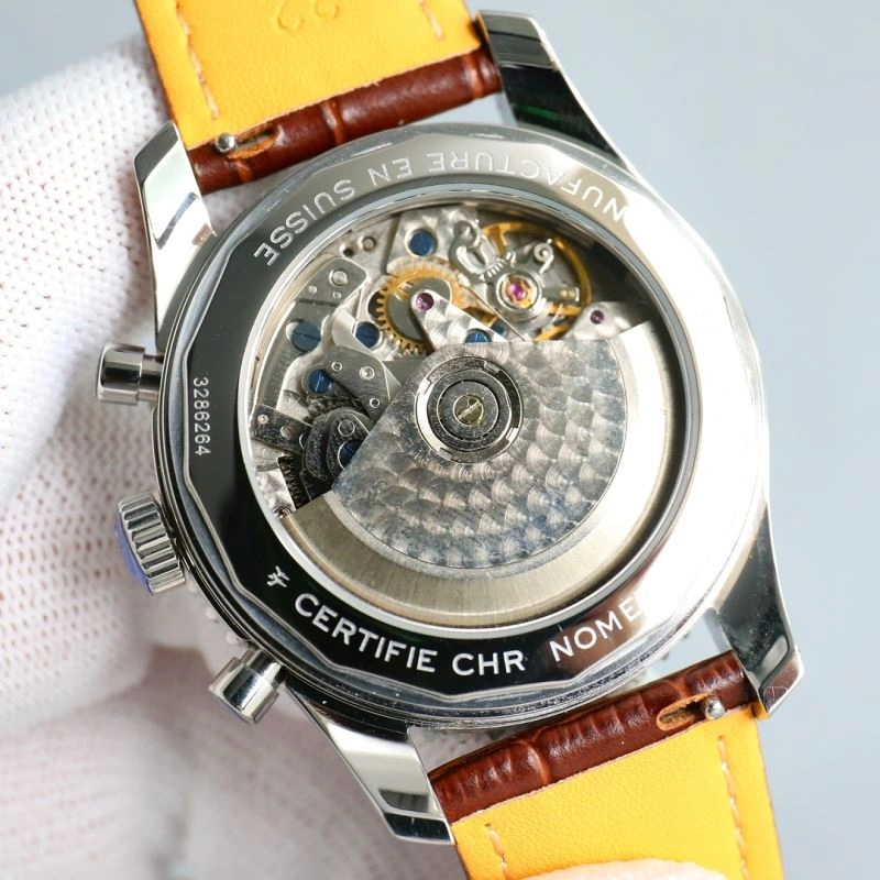 Sporty BREITLING Watches 177794