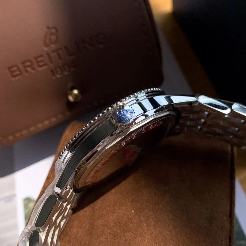 Elegant BREITLING Watches 177690
