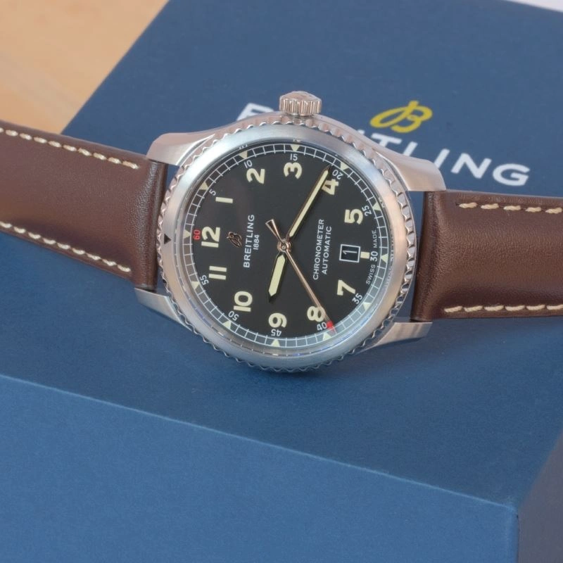 Effortless BREITLING Watches 177665