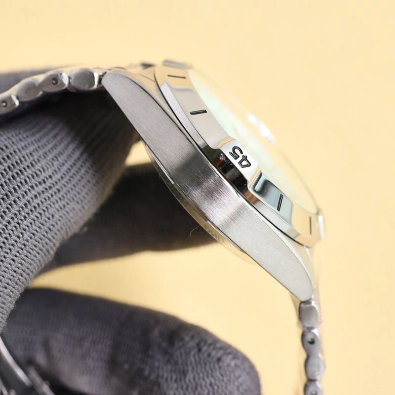 Breathable BREITLING Watches 177589