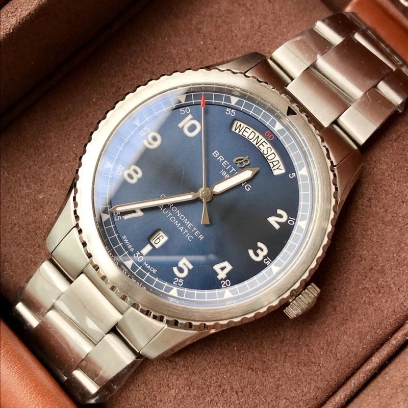 Contemporary BREITLING Watches 177585