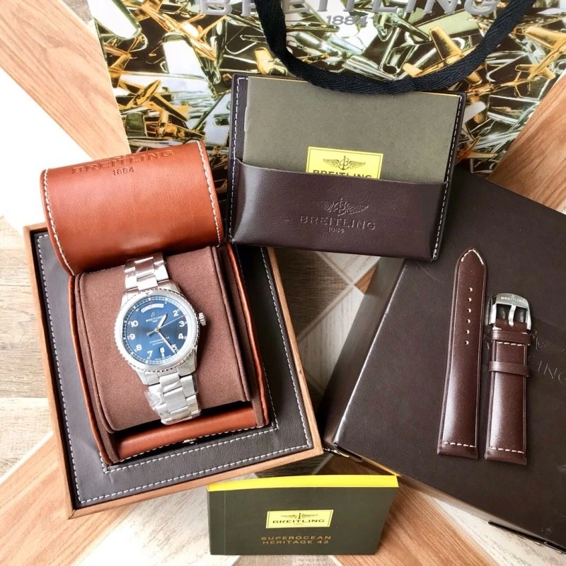 Contemporary BREITLING Watches 177585