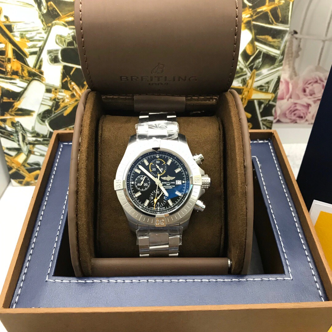 Seasonal BREITLING Watches 177574