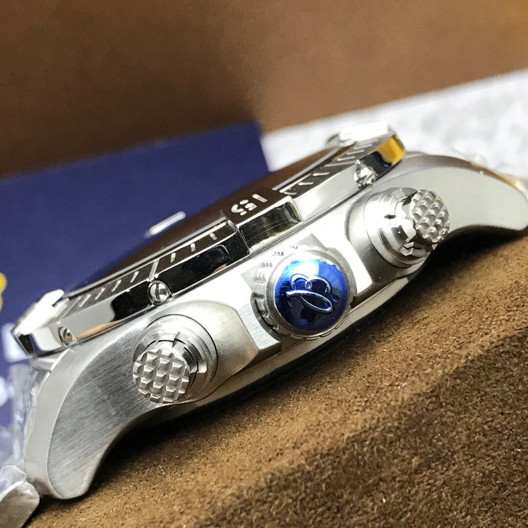 Seasonal BREITLING Watches 177574