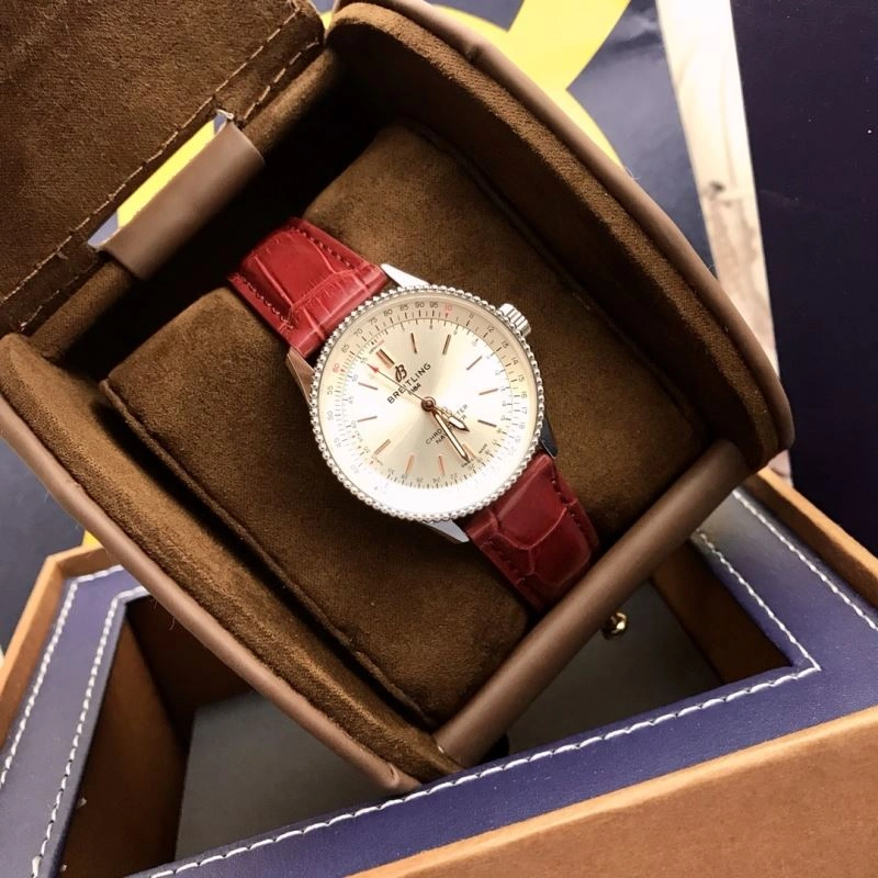 Minimalist BREITLING Watches 177548