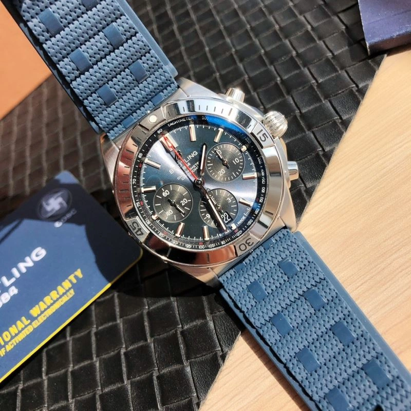 Versatile BREITLING Watches 177568