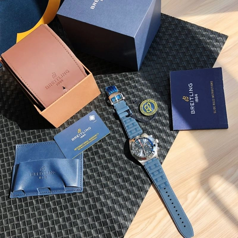 Versatile BREITLING Watches 177568