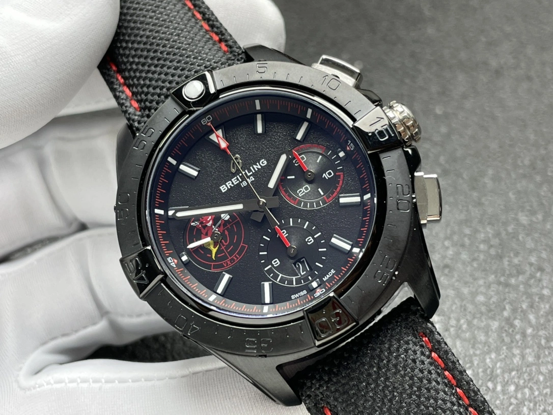 Elegant BREITLING Watches 177536