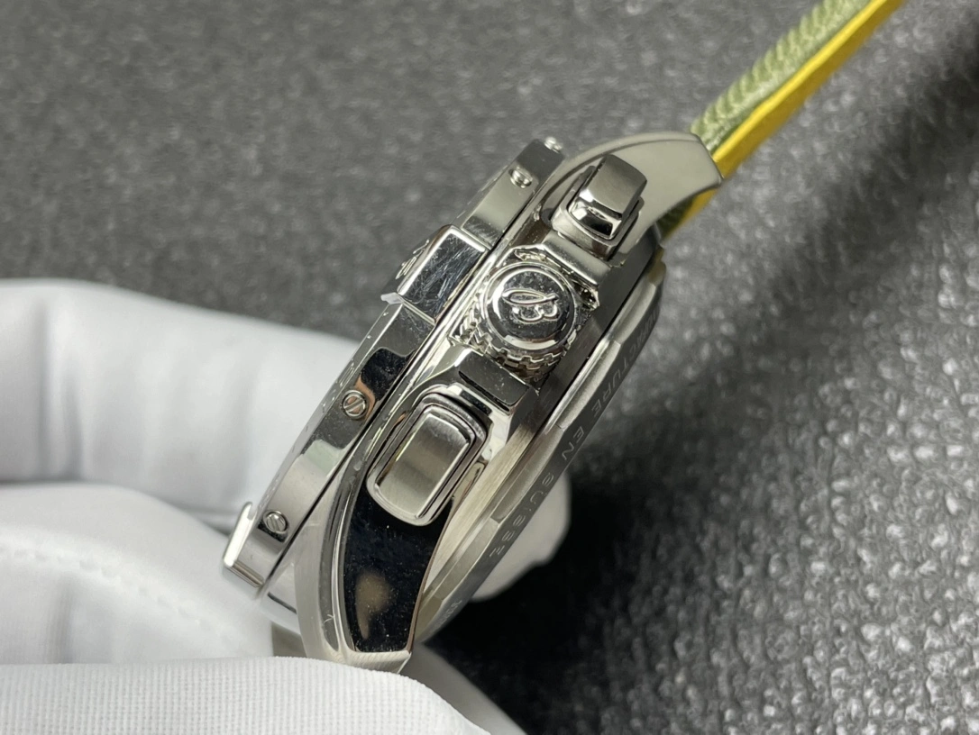 ZipUp BREITLING Watches 177528