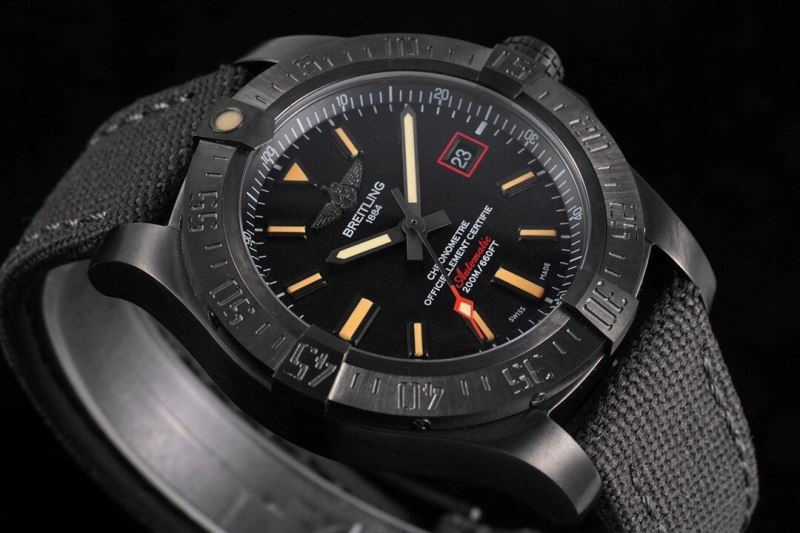 Sporty BREITLING Watches 177765
