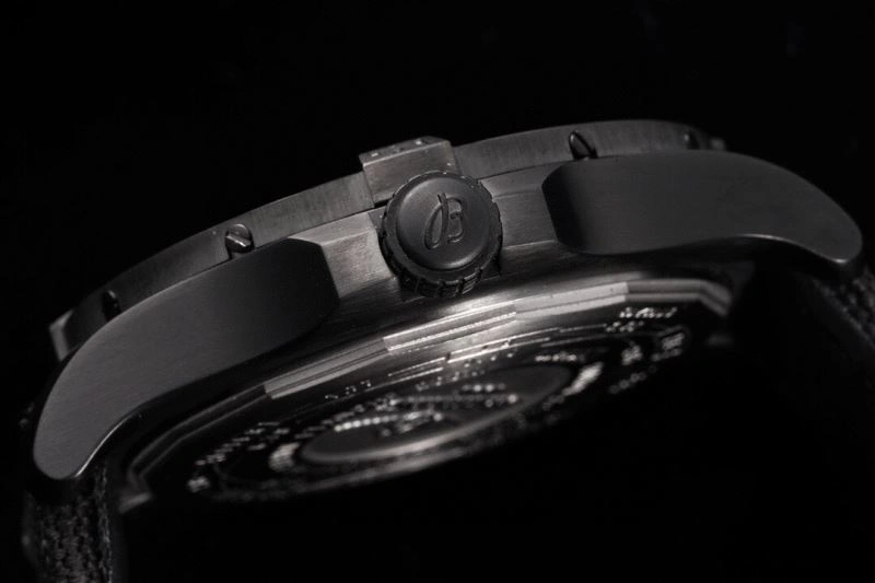 Sporty BREITLING Watches 177765