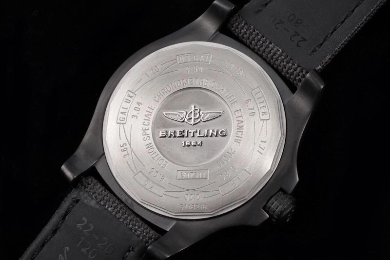 Sporty BREITLING Watches 177765