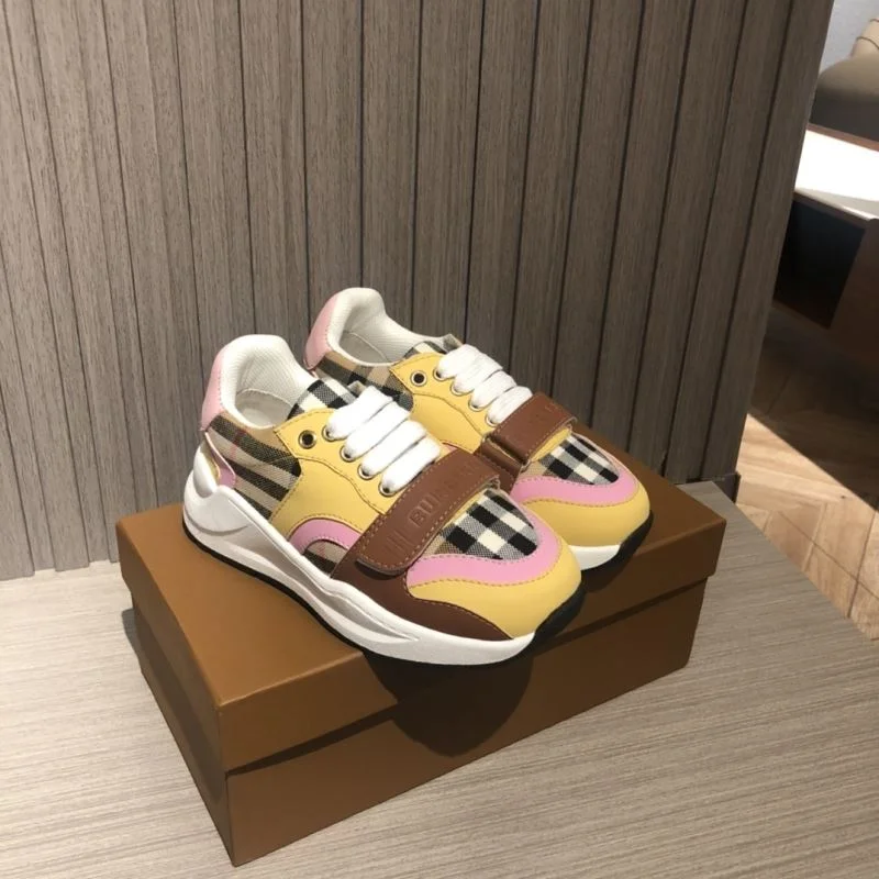 BURBERRY SHOES Seasonal 29976