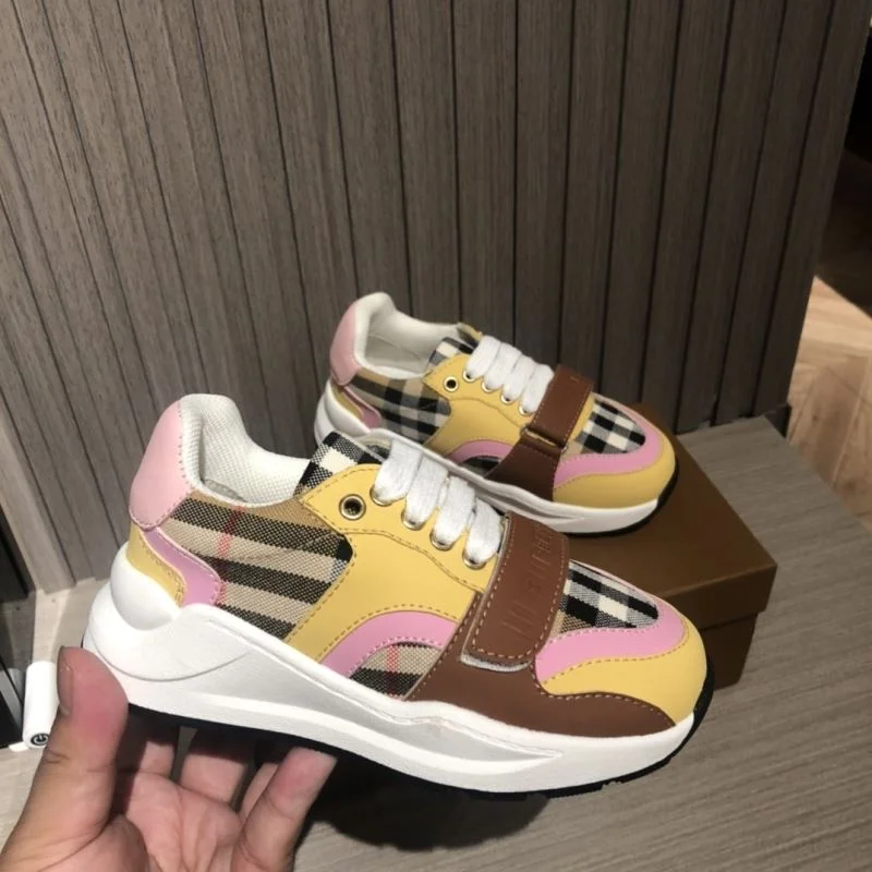 BURBERRY SHOES Seasonal 29976