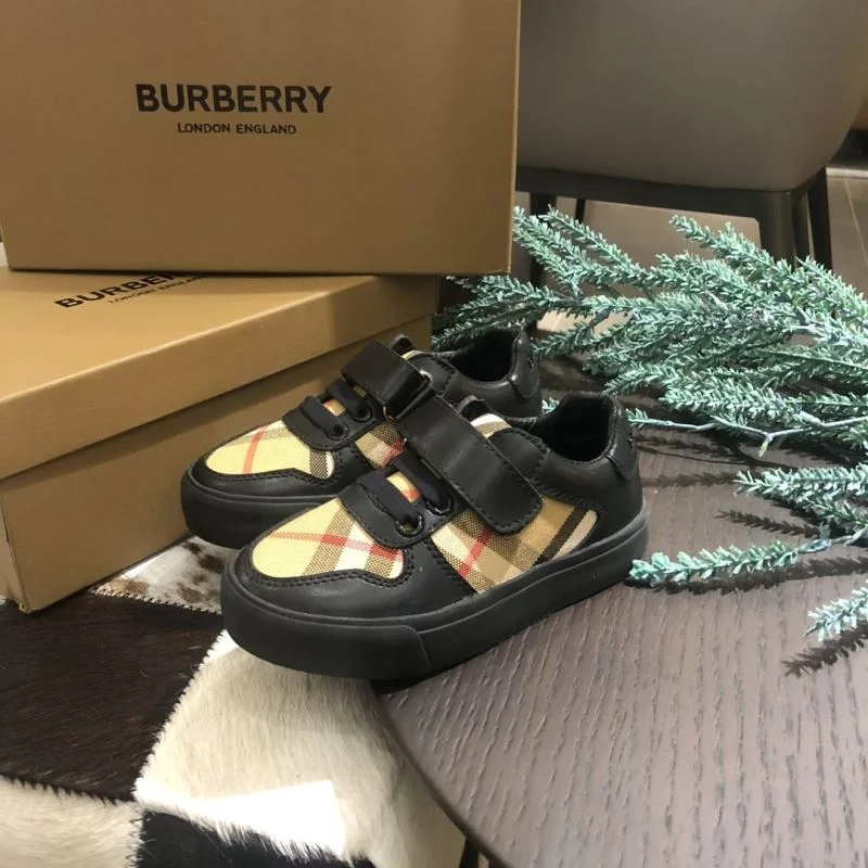 BURBERRY SHOES Stylish 29959