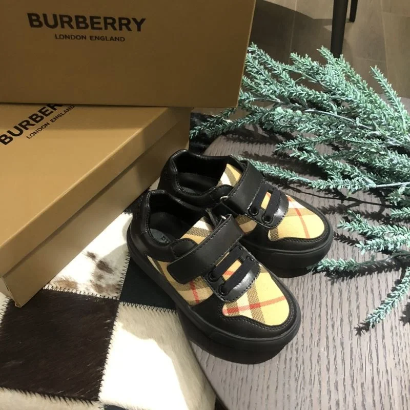 BURBERRY SHOES Stylish 29959