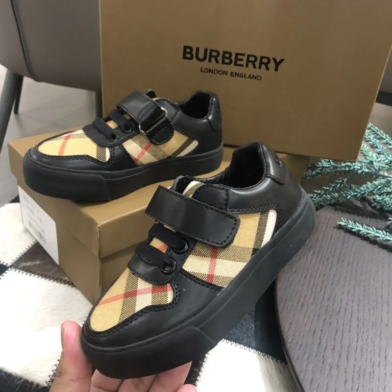 BURBERRY SHOES Stylish 29959