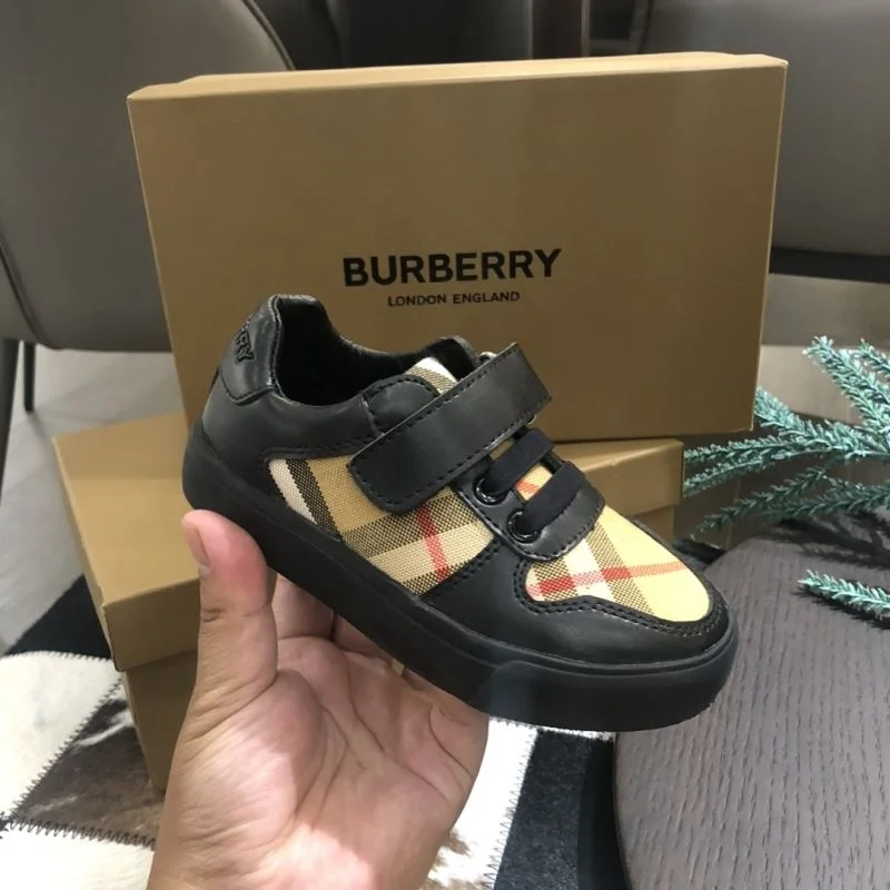 BURBERRY SHOES Stylish 29959
