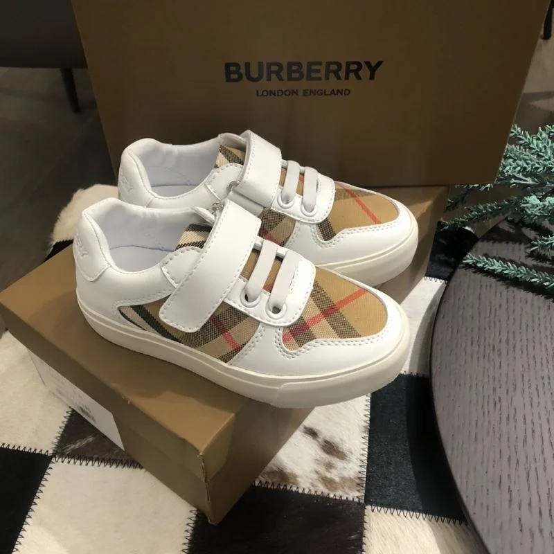 BURBERRY SHOES Casual 29950
