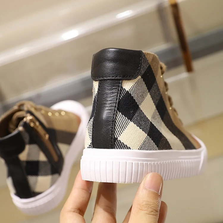 Packable BURBERRY SHOES 29979