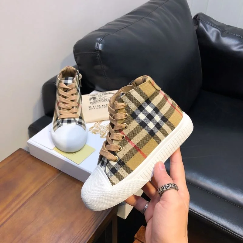 BURBERRY SHOES Stylish 29956