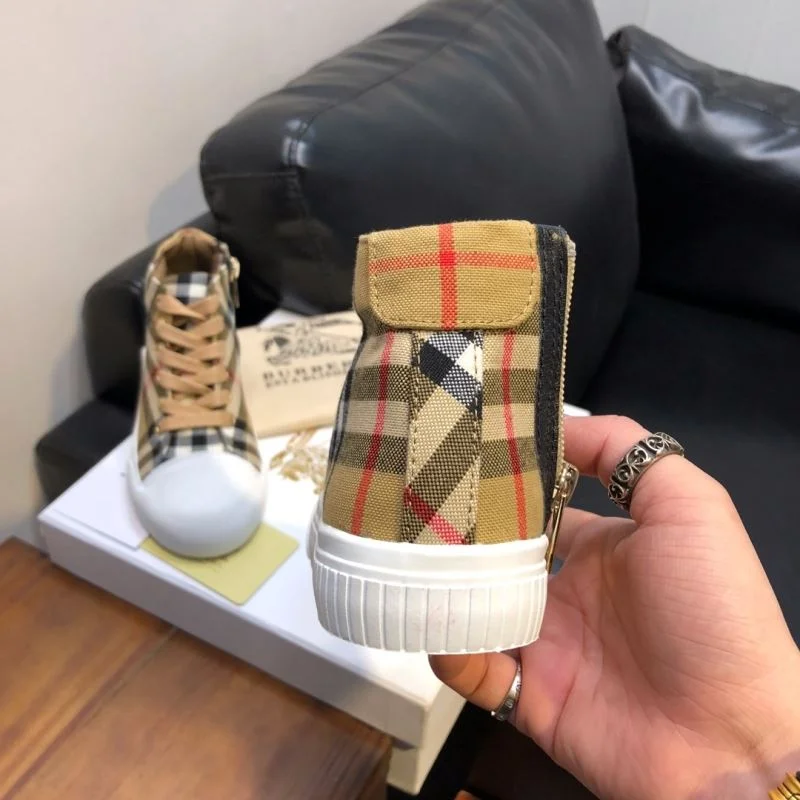 BURBERRY SHOES Stylish 29956
